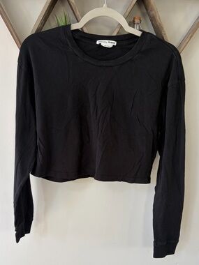 Reformation Jeans Cropped Black Long Sleeve Top. Size XS.
